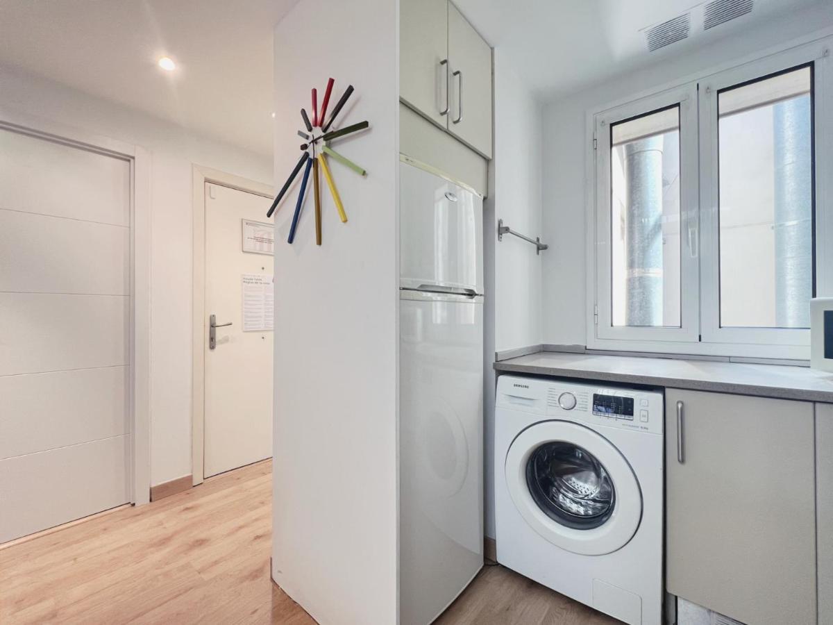 Stay U-Nique Apartments Urquinaona II Barcelona Ngoại thất bức ảnh