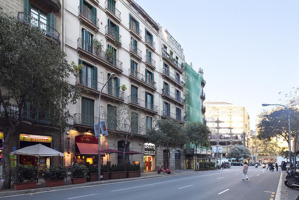 Stay U-Nique Apartments Urquinaona II Barcelona Ngoại thất bức ảnh